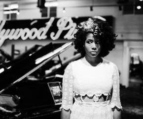 "Jerk Ribs": A Tasty New Morsel from Kelis